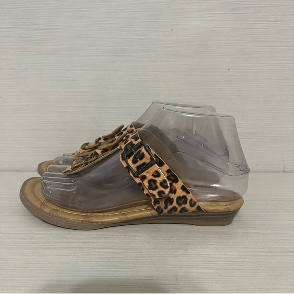 BLOWFISH Malibu Leopard Animal Print Patent Heel Sandals - Picture 7 of 7